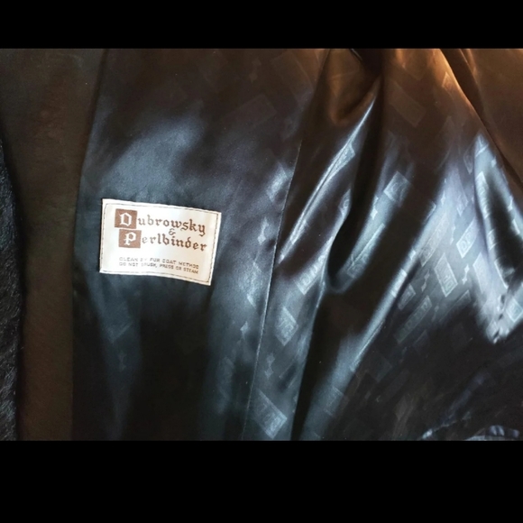 🥳Vintage Dubrowsky & Perlbinder faux-fur coat - Picture 2 of 4